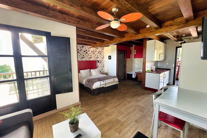 Room 17 of 51