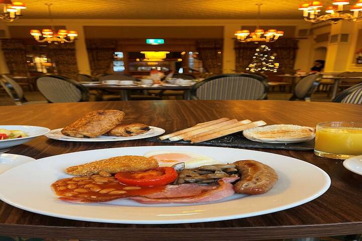 Dining 46 of 67