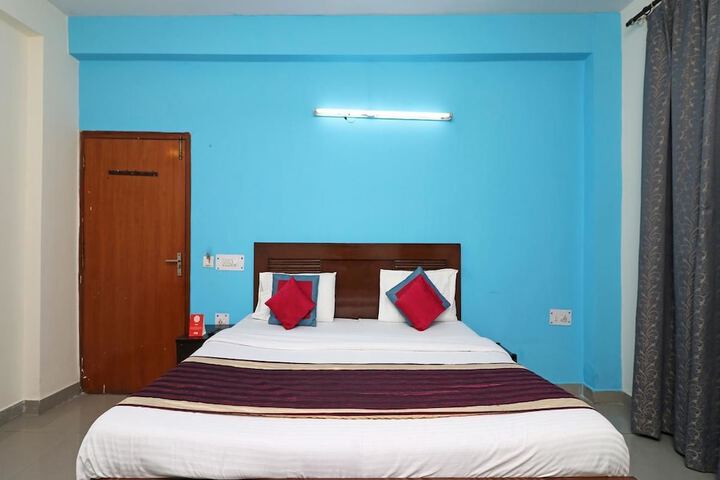 Room 6 of 31