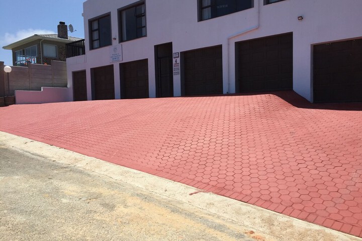 Property Grounds 100 of 102