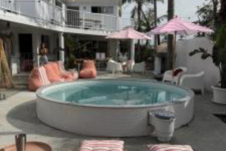 Pool 2 of 69