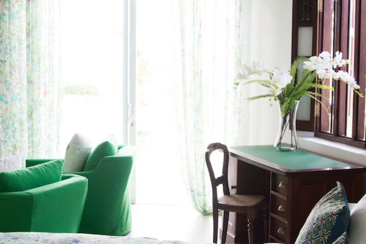 Room 4 of 30