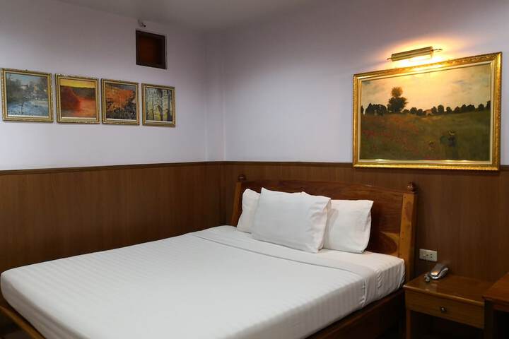 Room 7 of 50