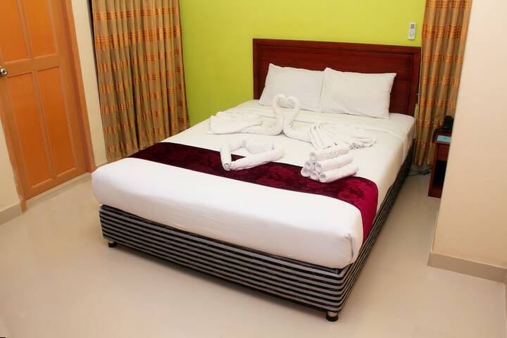 Room 19 of 41