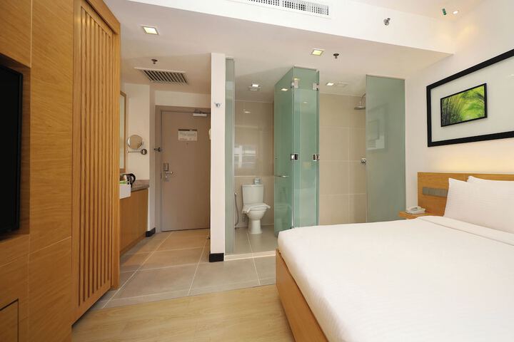 Room 21 of 58