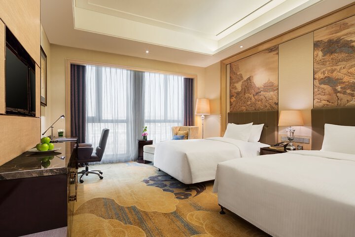 Room 4 of 39