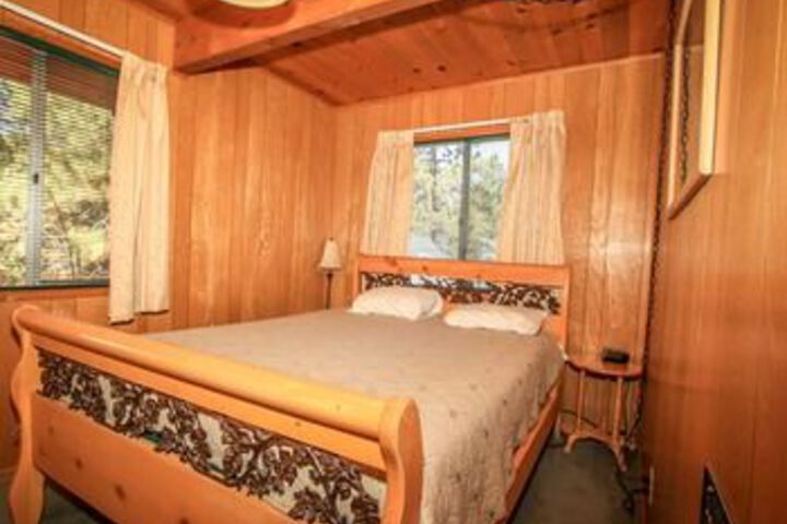 Room 12 of 46