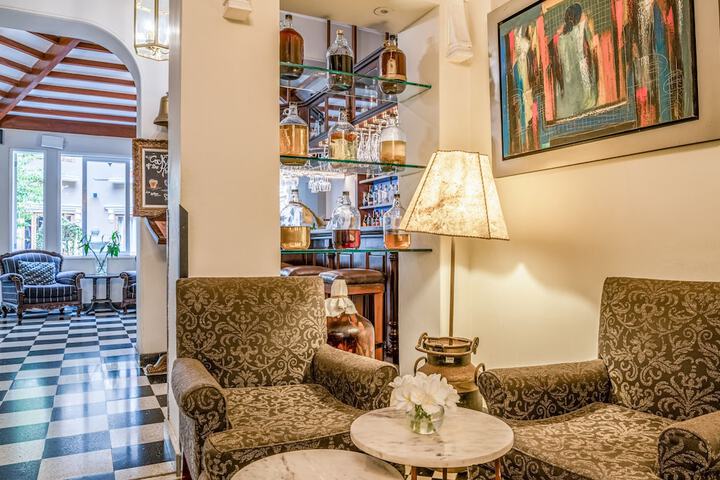 Guest Lobby