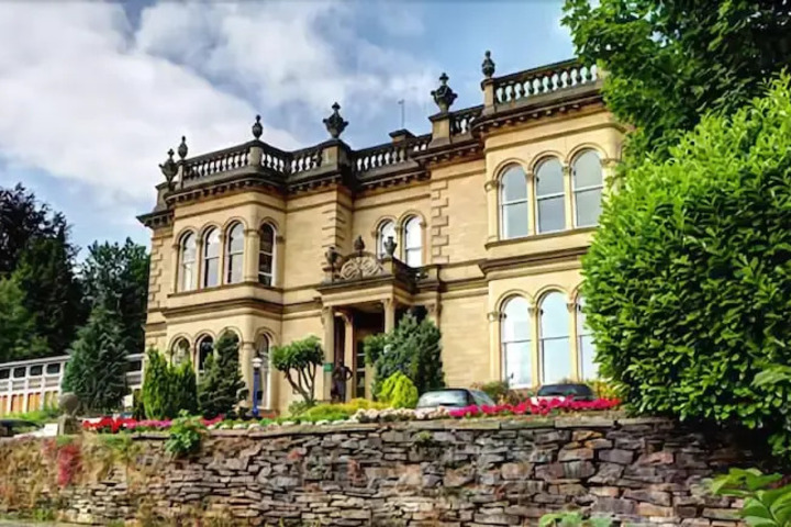 HEATON MOUNT