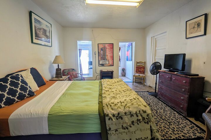 Room 46 of 276