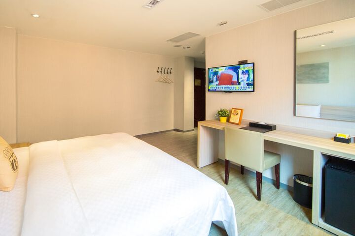 Room 10 of 88