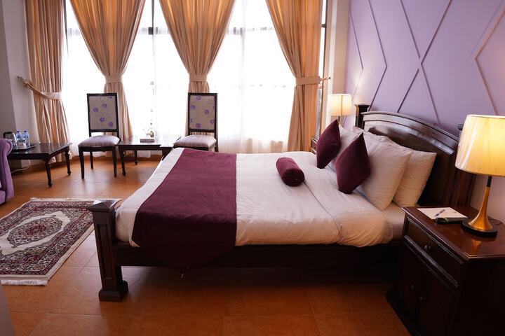Room 15 of 18