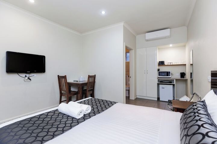 Room 19 of 49