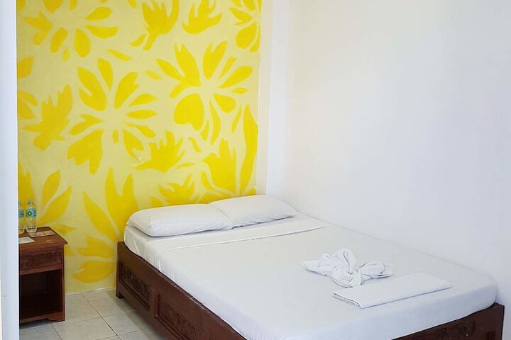 Room 9 of 29