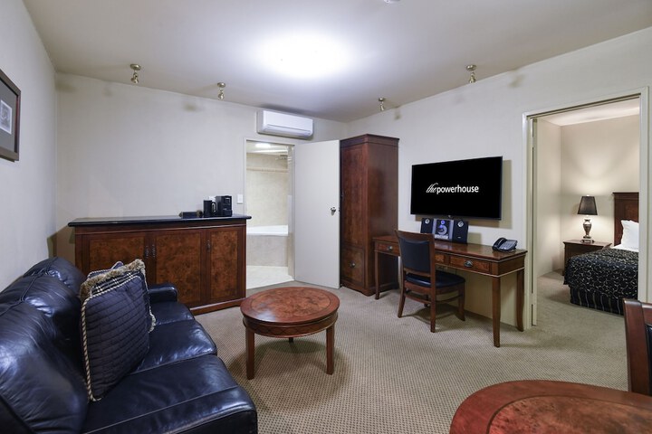 Room 31 of 145