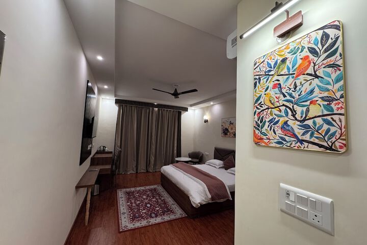Room 7 of 39