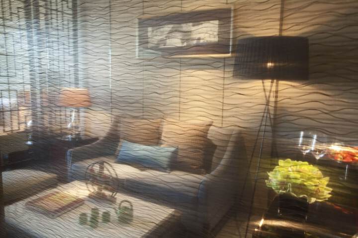 Room 9 of 33