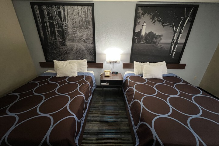 Room 10 of 57