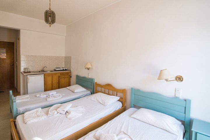 Room 4 of 31