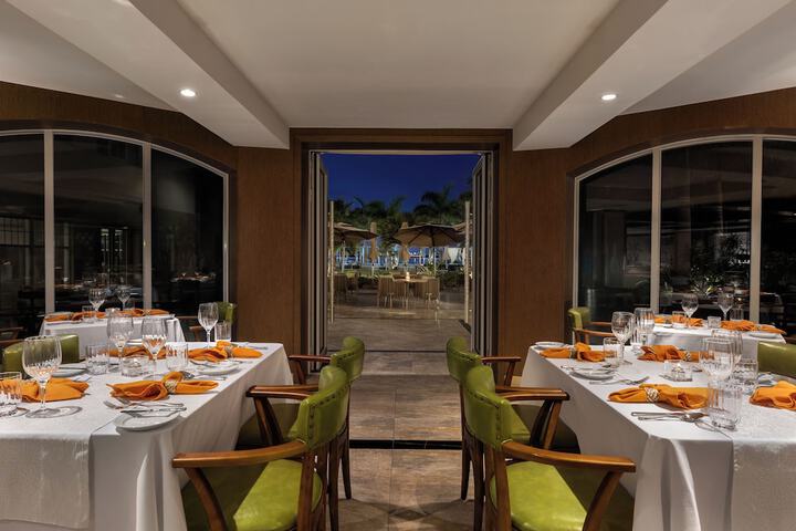 Dining 73 of 132