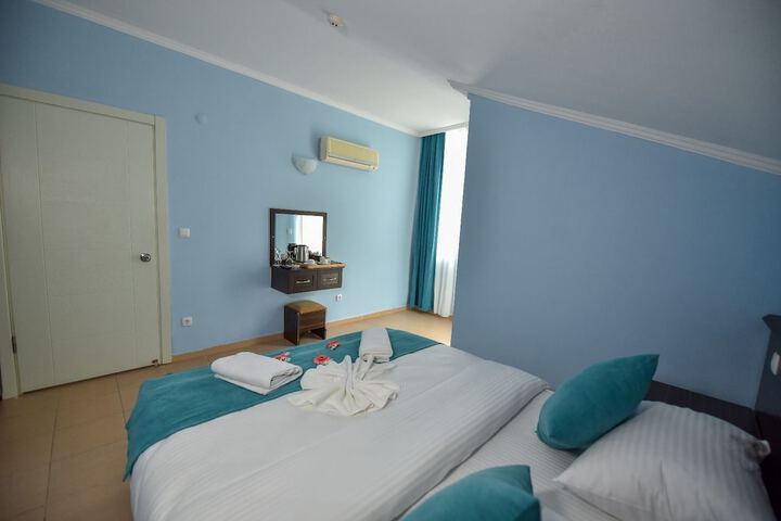 Room 25 of 75