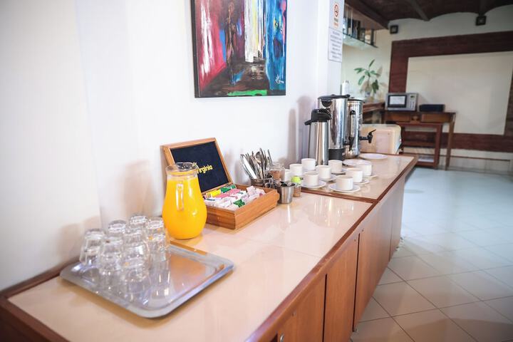 Breakfast/Coffee Service 64 of 73