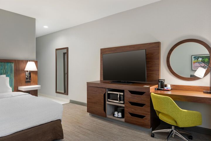 Room 18 of 45