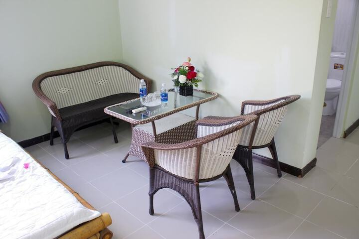 Room 15 of 42