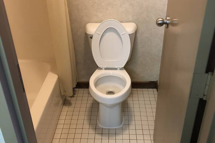 Room 32 of 56