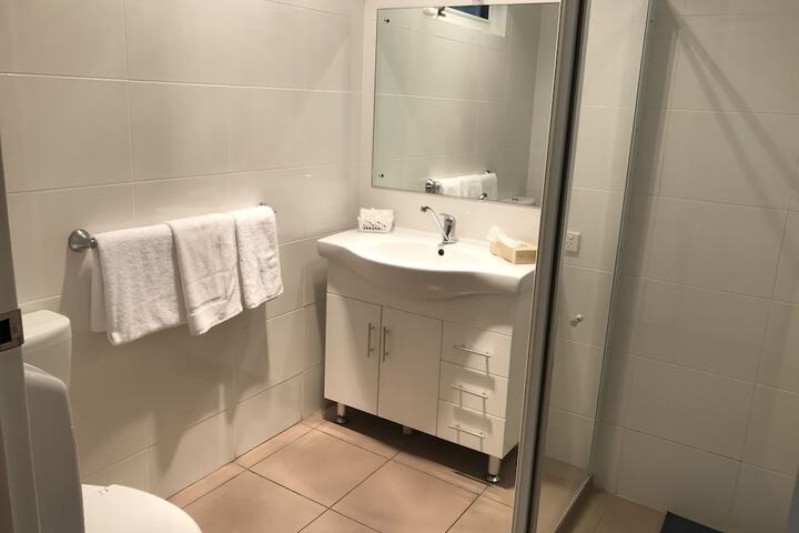 Room 30 of 53