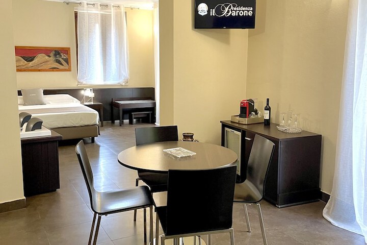 Room 13 of 43
