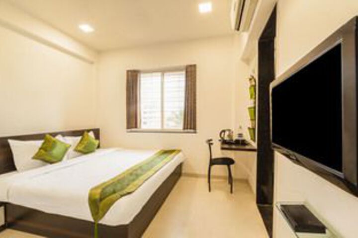 Room 14 of 20