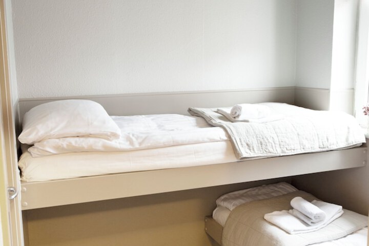 Room 15 of 29