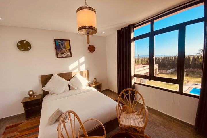 Room 92 of 153