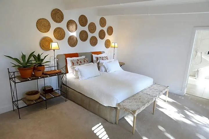 Room 3 of 4