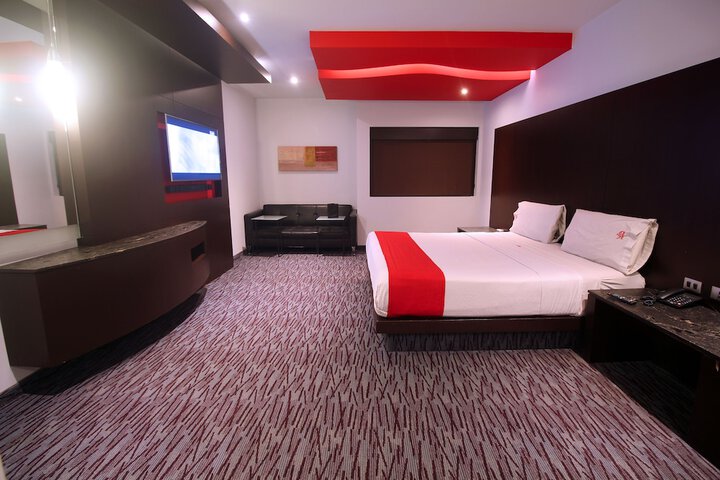 Room 6 of 42
