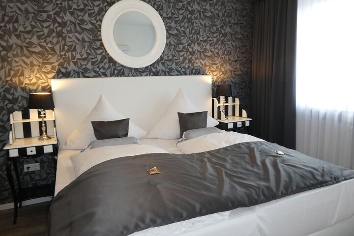 Room 21 of 62