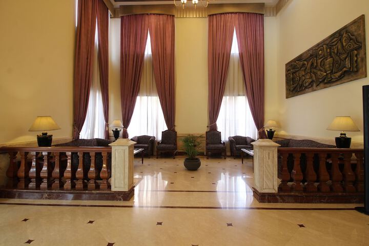 Hotel Lobby