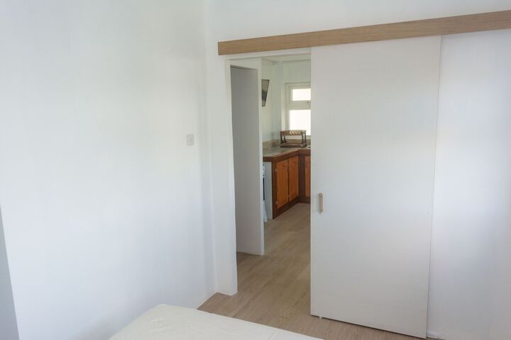 Room 22 of 157