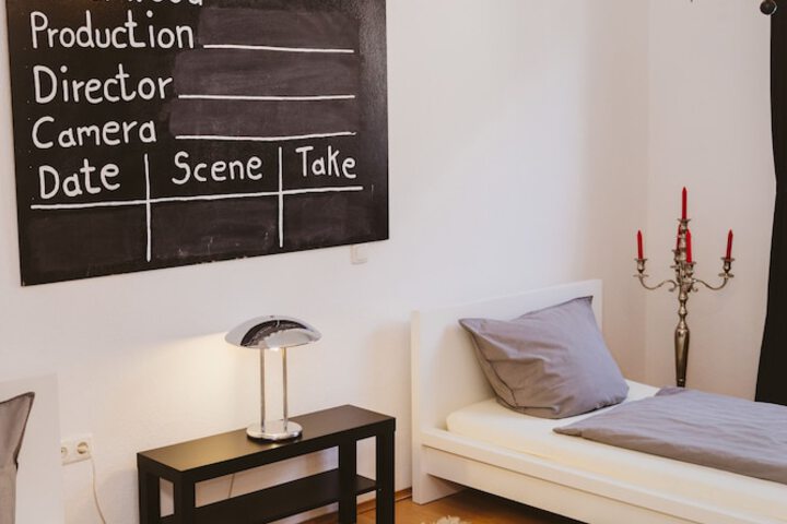 Room 3 of 25