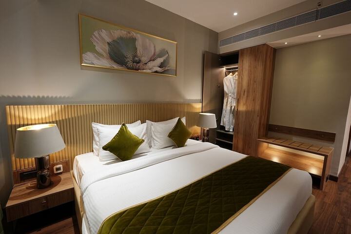 Room 14 of 39