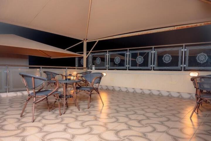Pool 18 of 24