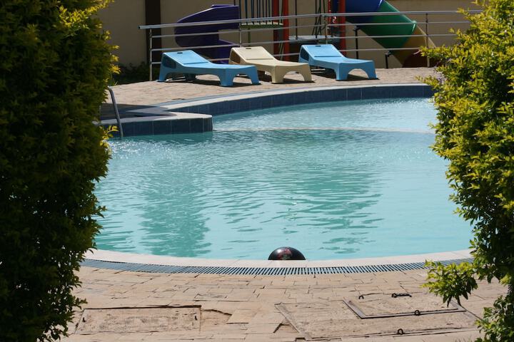 Pool 26 of 43