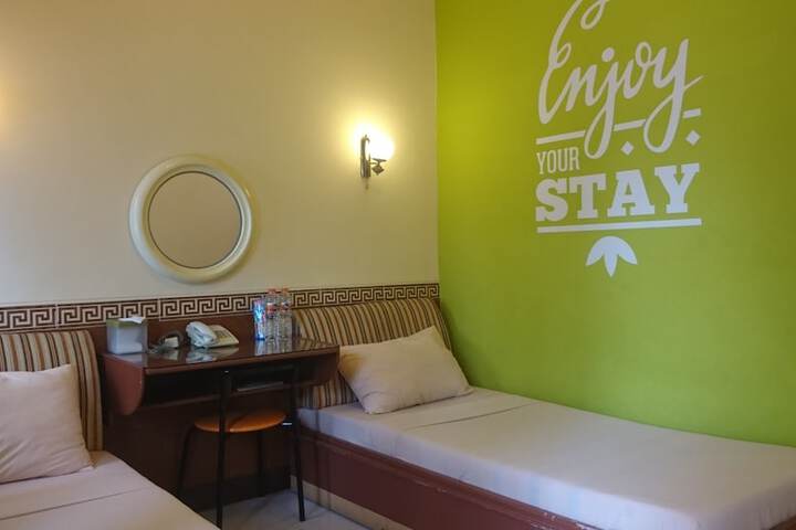 Room 3 of 17