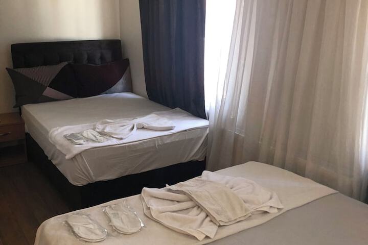 Room 47 of 137