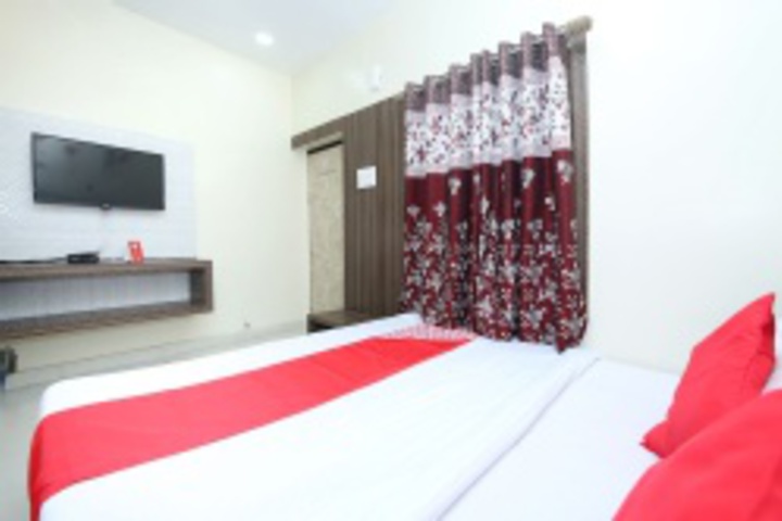 Room 138 of 407