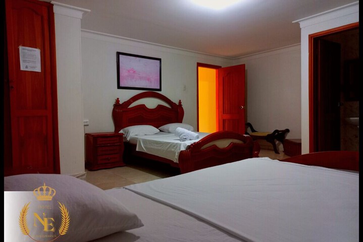 Room 11 of 33