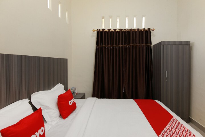 Room 18 of 36