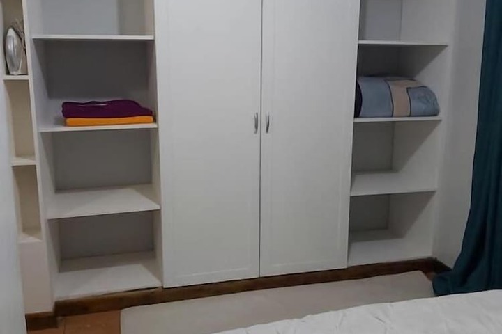 Room 8 of 37
