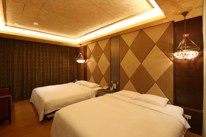 Room 21 of 51